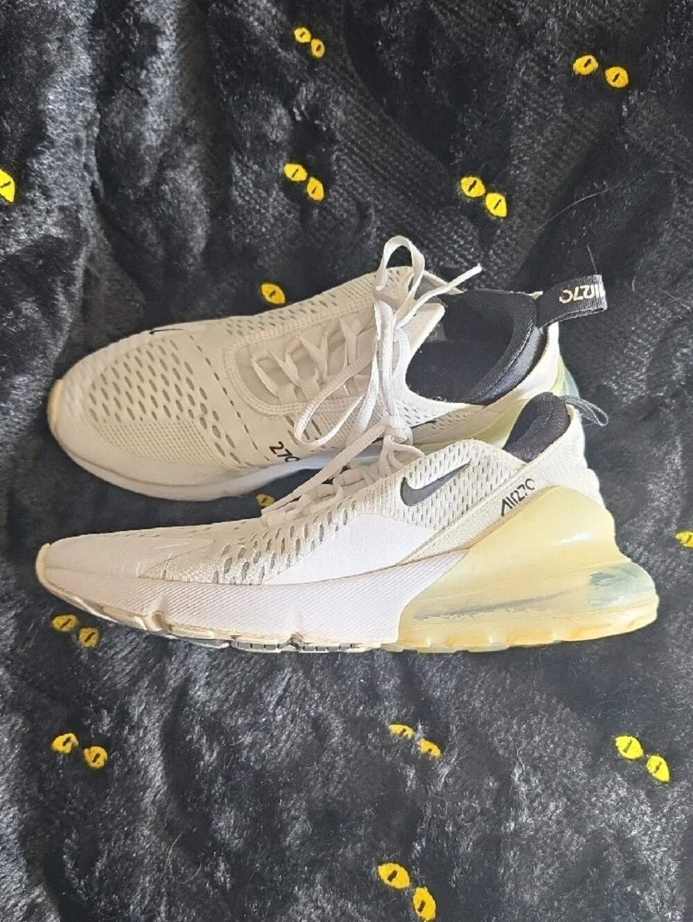 PRELOVED Nike Men’s Air Max 270 White with Black Swoosh Sneakers